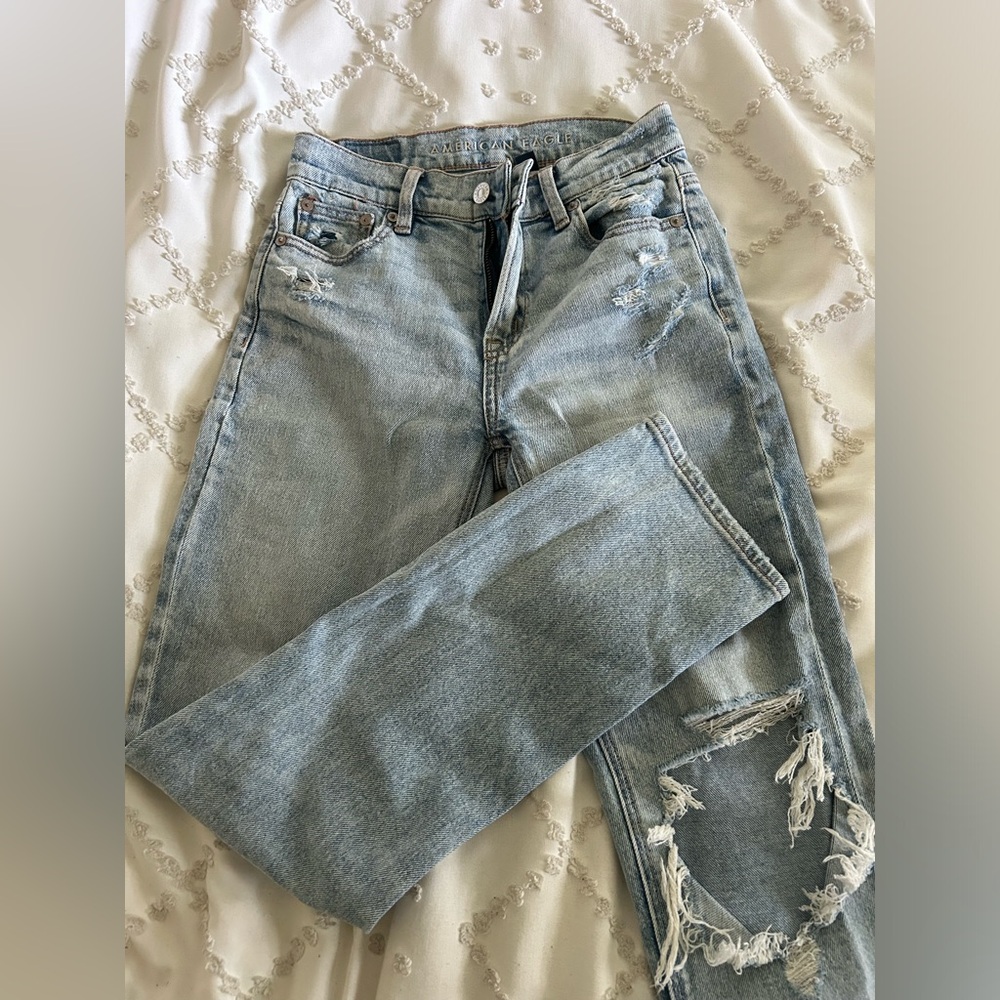 American Eagle Super High-Rise Ankle Straight Jeans in Size 000
